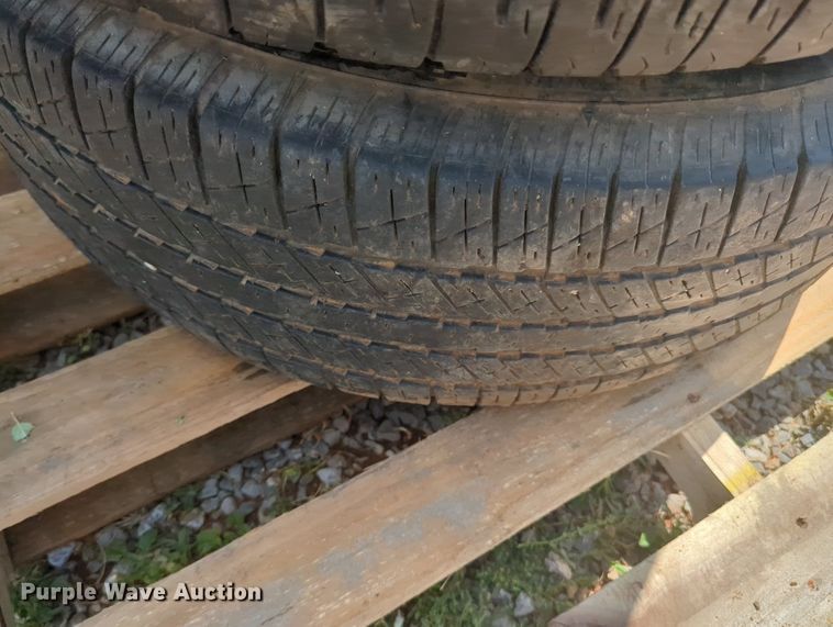 image for item MY9431 Tires and wheels