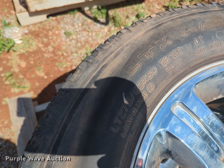 image for item MY9431 Tires and wheels