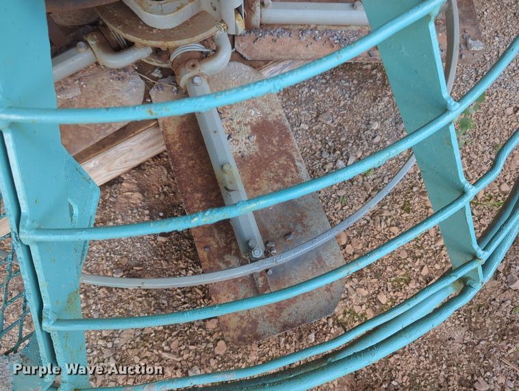 image for item MY9433 Multiquip Whiteman  power trowel