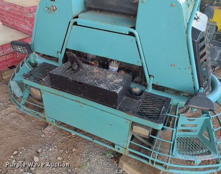 image for item MY9433 Multiquip Whiteman  power trowel