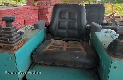 image for item MY9433 Multiquip Whiteman  power trowel