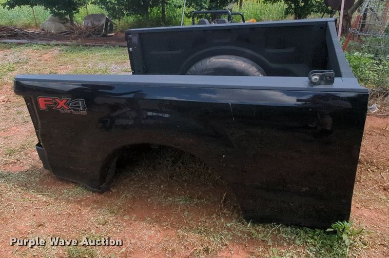 image for item MY9434 Ford  pickup truck bed