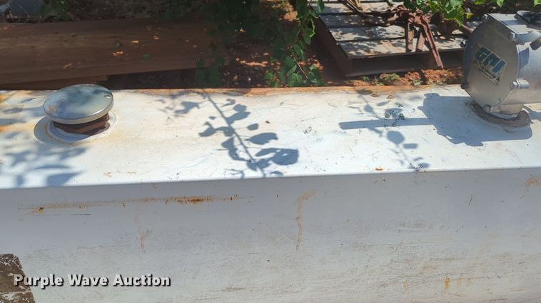 image for item MY9436 Fuel tank