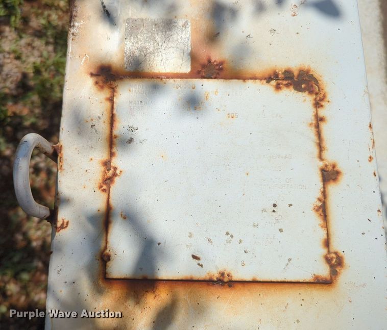 image for item MY9436 Fuel tank