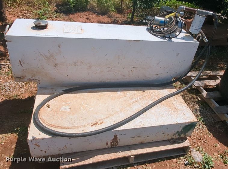 image for item MY9437 Fuel tank