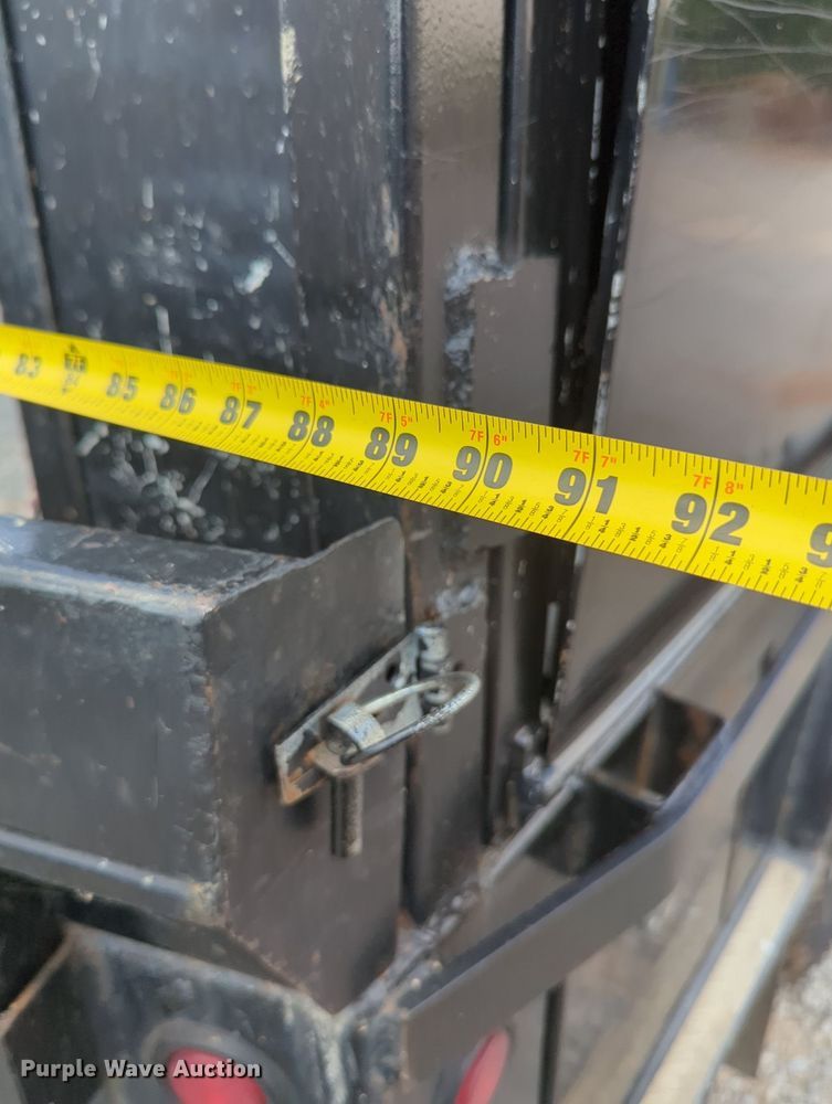 image for item MY9438 2015 Ford F250 Super Duty  Crew Cab utility bed pickup truck