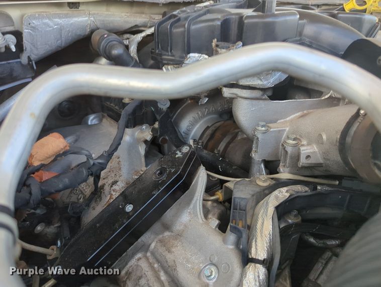 image for item MY9438 2015 Ford F250 Super Duty  Crew Cab utility bed pickup truck