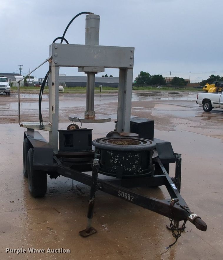 image for item MY9467 Shop built hydraulic press trailer