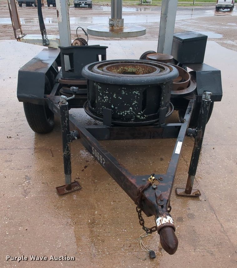 image for item MY9467 Shop built hydraulic press trailer