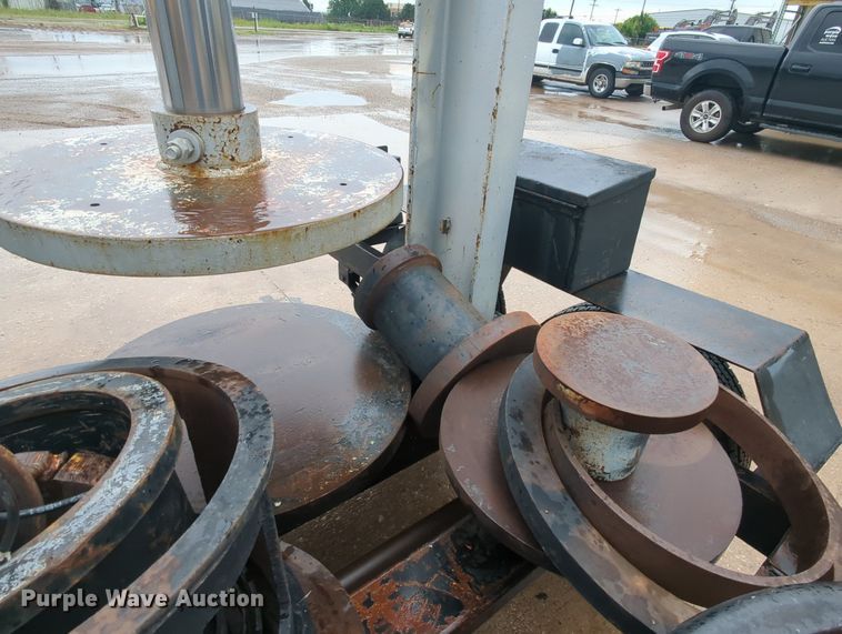 image for item MY9467 Shop built hydraulic press trailer