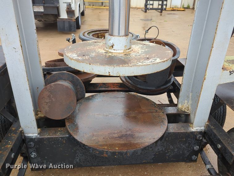 image for item MY9467 Shop built hydraulic press trailer