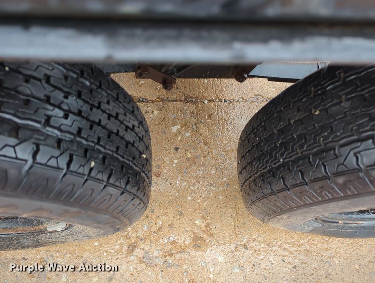 image for item MY9467 Shop built hydraulic press trailer