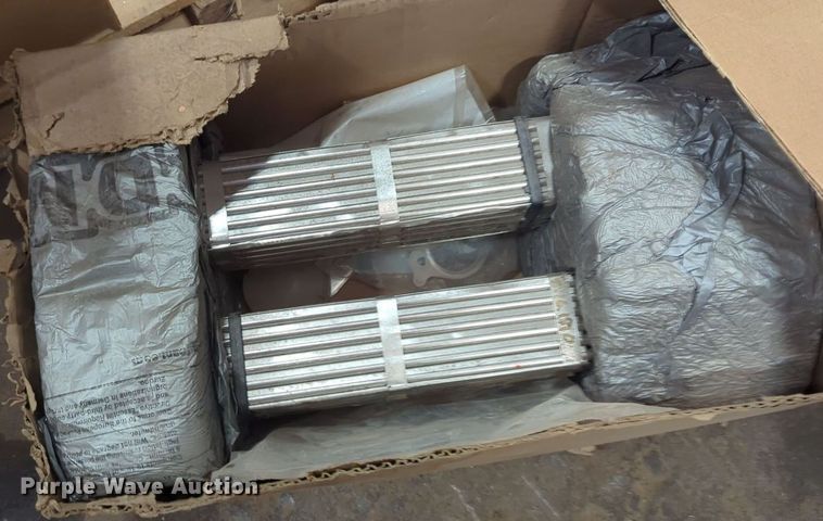 image for item MY9471 Automotive parts