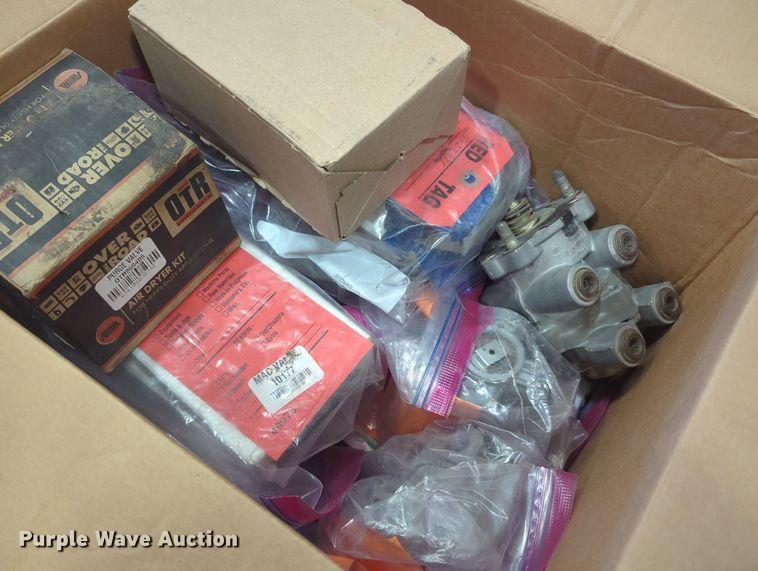 image for item MY9471 Automotive parts