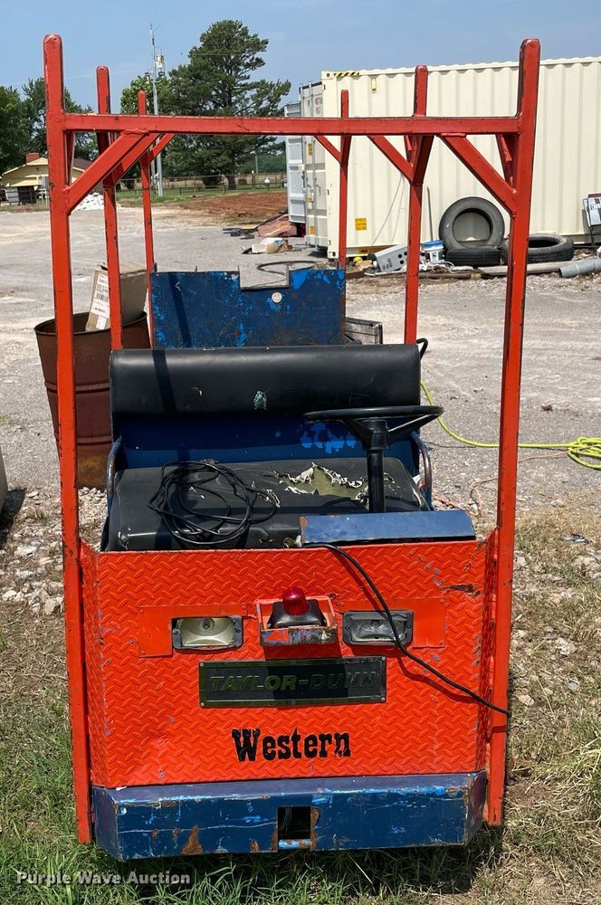 image for item NB9047 Taylor Dunn Western  utility vehicle