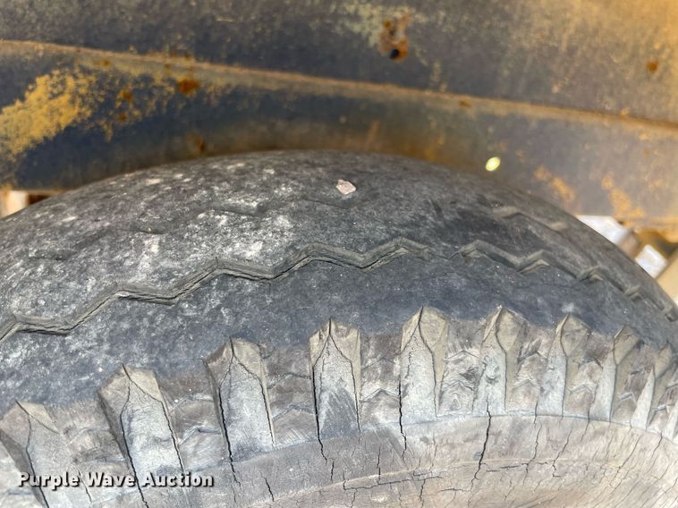 image for item NB9047 Taylor Dunn Western  utility vehicle