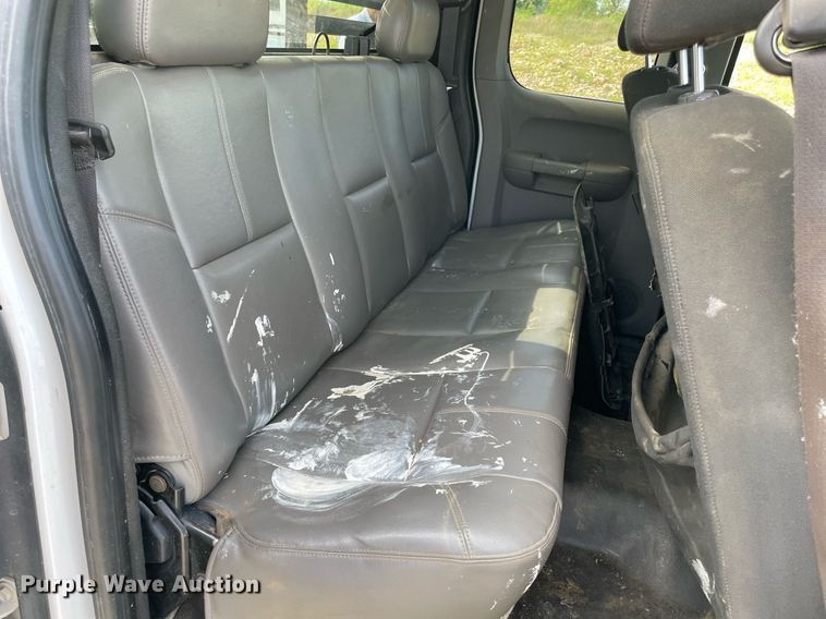 image for item NB9050 2008 Chevrolet 2500HD  Ext. Cab pickup truck