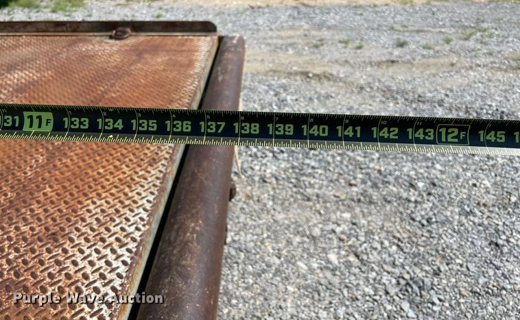 image for item NB9052 2007 Chevrolet Silverado 3500HD  flatbed pickup truck