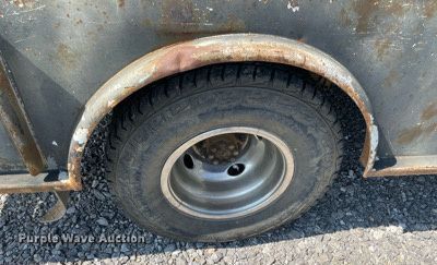 image for item NB9052 2007 Chevrolet Silverado 3500HD  flatbed pickup truck