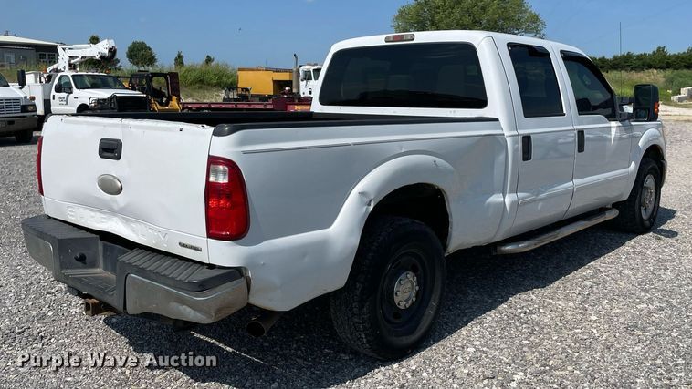image for item NB9053 2012 Ford F250 Super Duty  Crew Cab pickup truck