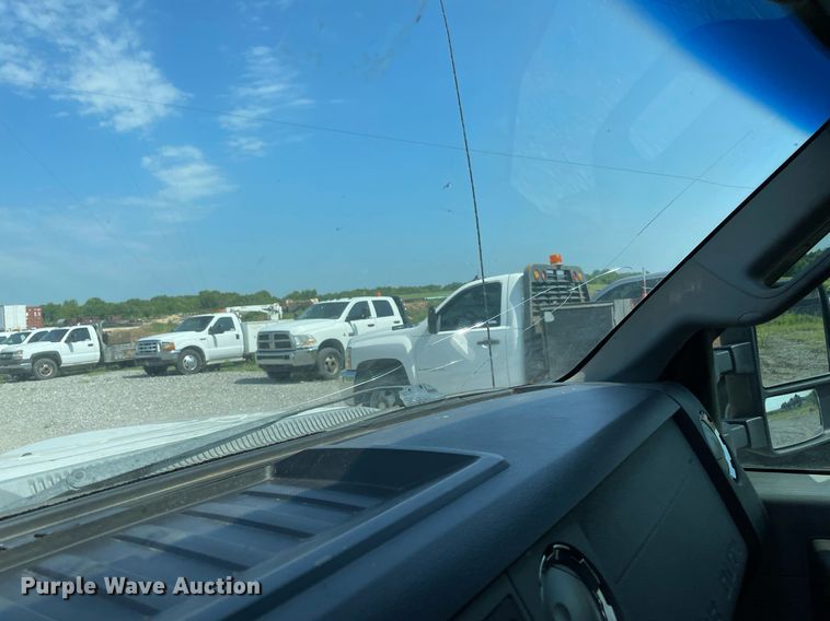 image for item NB9053 2012 Ford F250 Super Duty  Crew Cab pickup truck