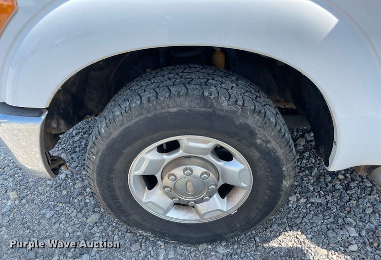 image for item NB9053 2012 Ford F250 Super Duty  Crew Cab pickup truck