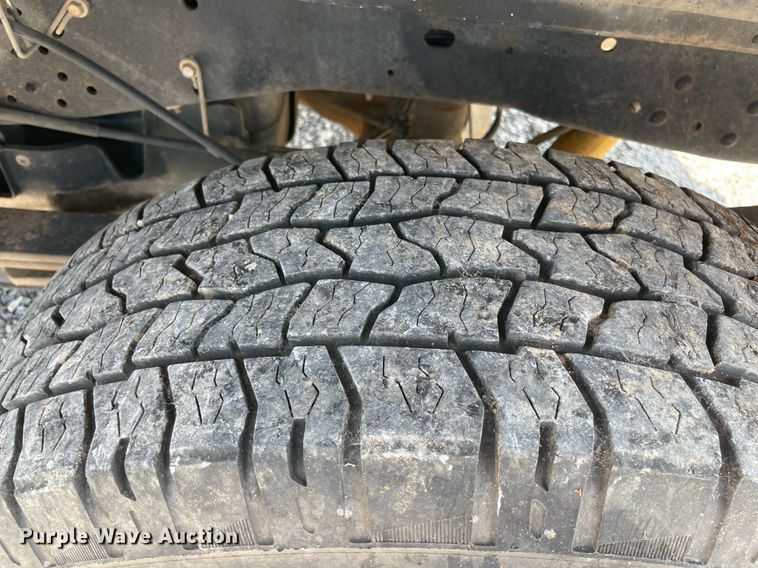 image for item NB9053 2012 Ford F250 Super Duty  Crew Cab pickup truck