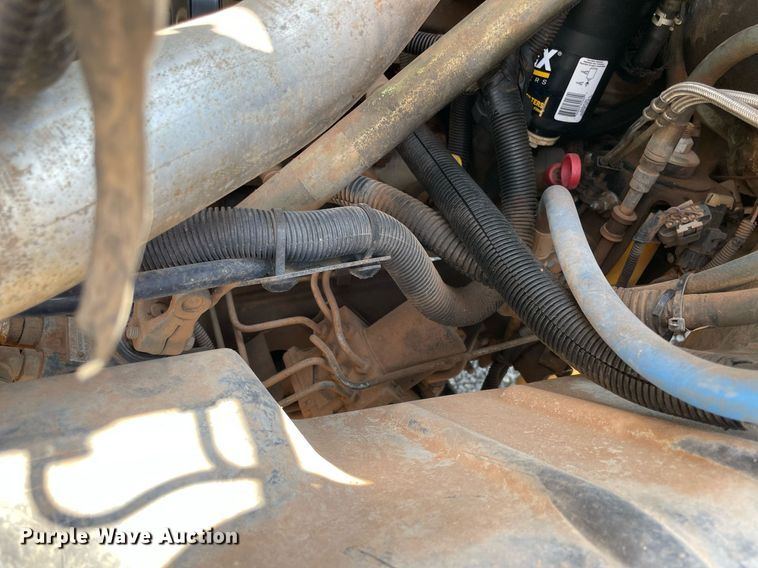 image for item NB9054 2003 Chevrolet C4500  flatbed truck