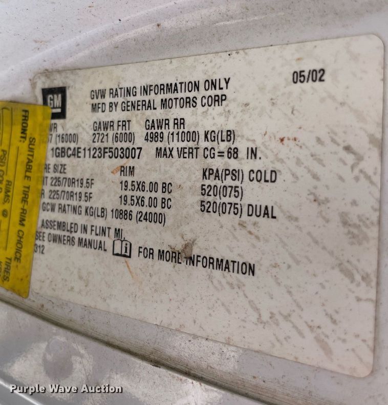 image for item NB9054 2003 Chevrolet C4500  flatbed truck