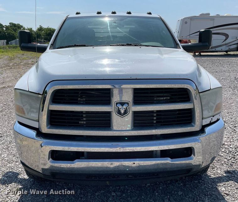 image for item NB9055 2011 Dodge Ram 3500  Crew Cab flatbed pickup truck