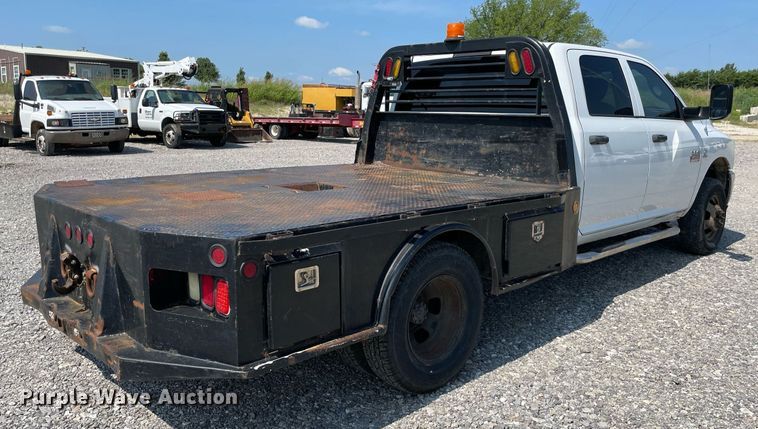 image for item NB9055 2011 Dodge Ram 3500  Crew Cab flatbed pickup truck