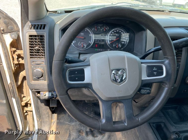 image for item NB9055 2011 Dodge Ram 3500  Crew Cab flatbed pickup truck