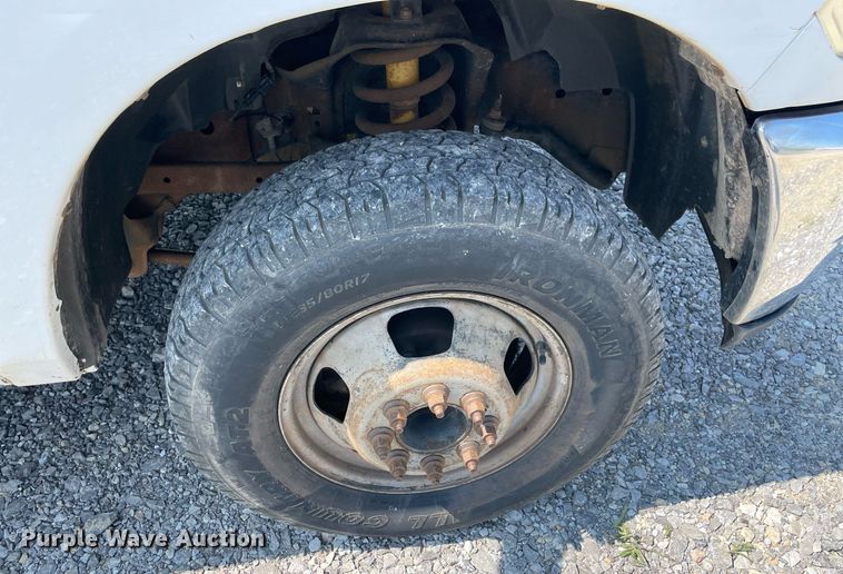 image for item NB9055 2011 Dodge Ram 3500  Crew Cab flatbed pickup truck