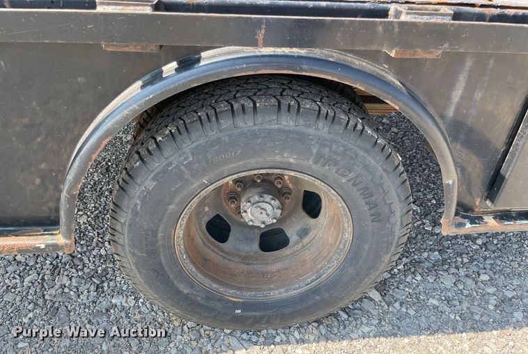 image for item NB9055 2011 Dodge Ram 3500  Crew Cab flatbed pickup truck