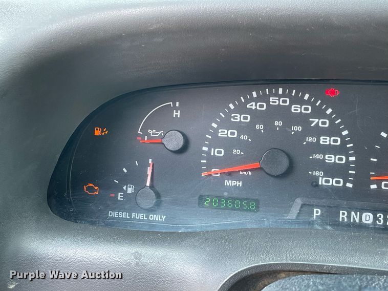 image for item NB9058 2004 Ford F550 Super Duty  bucket truck