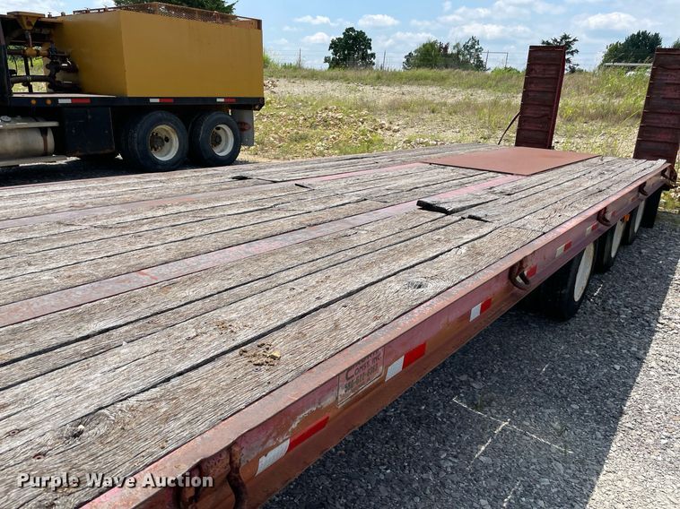 image for item NB9060 2008 Kaufman  equipment trailer