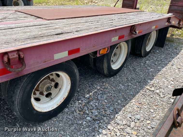 image for item NB9060 2008 Kaufman  equipment trailer