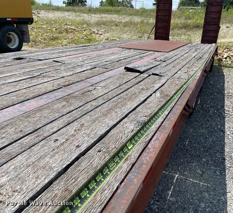 image for item NB9060 2008 Kaufman  equipment trailer