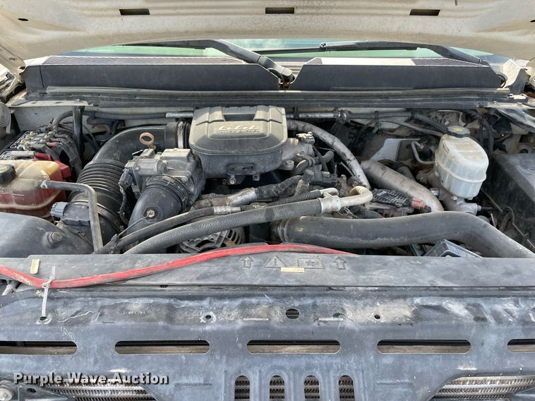 image for item NB9063 2011 GMC Sierra 3500HD  Crew Cab flatbed pickup truck