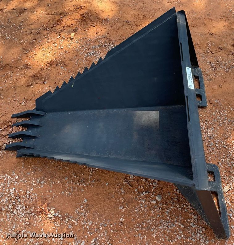 image for item NB9072 Skid steer stump bucket
