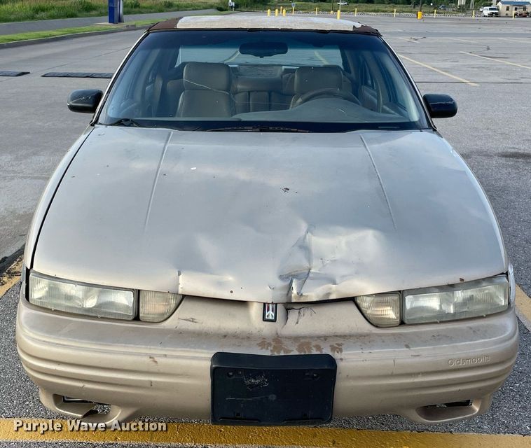 image for item NB9078 1995 Oldsmobile Cutlass Supreme