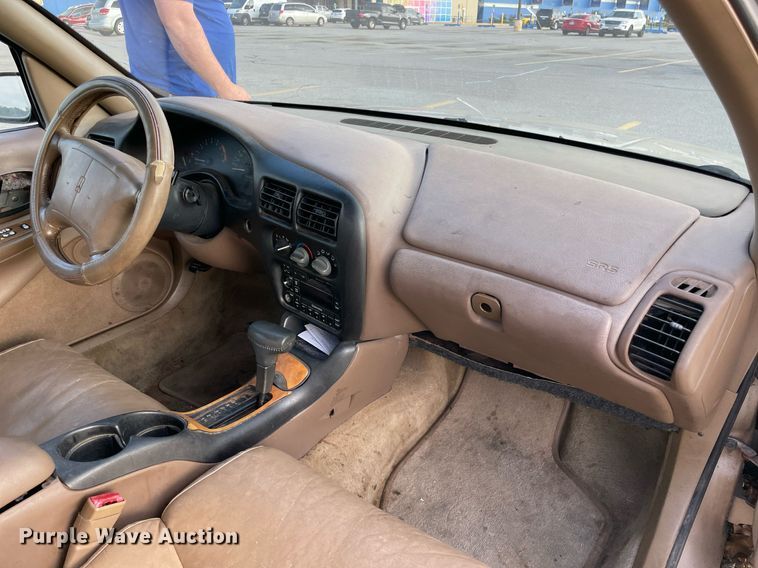 image for item NB9078 1995 Oldsmobile Cutlass Supreme