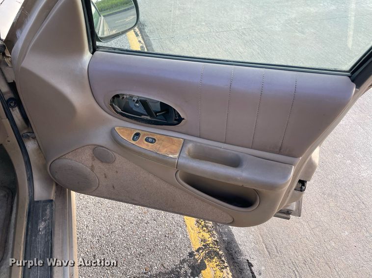 image for item NB9078 1995 Oldsmobile Cutlass Supreme