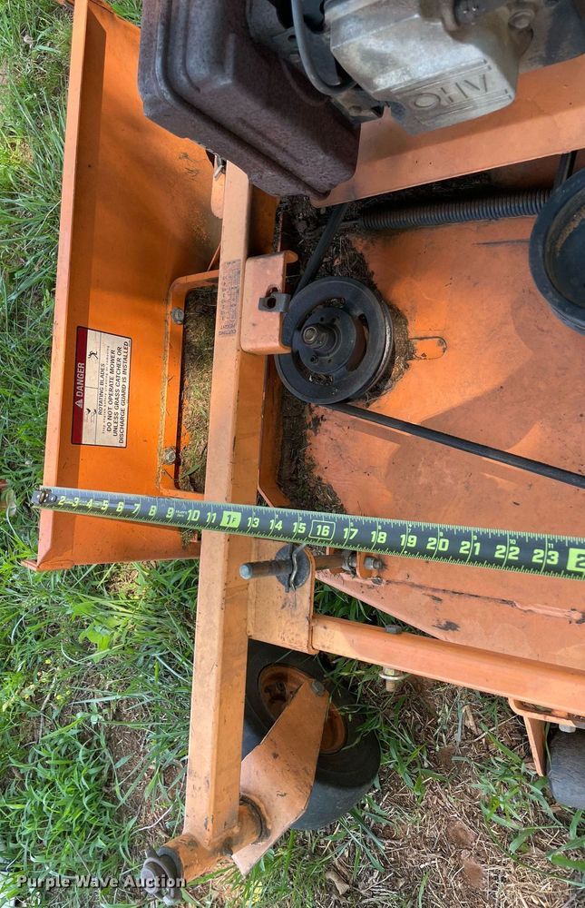 image for item NB9081 Scag SWZU35-15KH  ZTR lawn mower