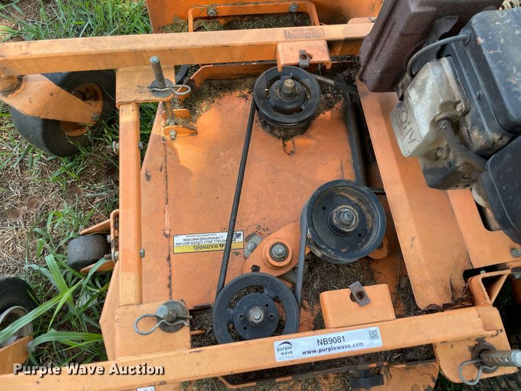 image for item NB9081 Scag SWZU35-15KH  ZTR lawn mower