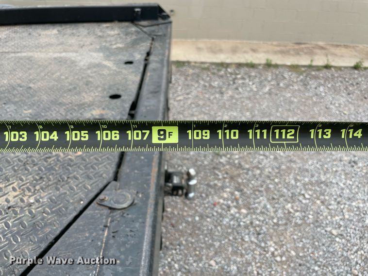 image for item NB9089 2014 GMC Sierra 2500HD bale bed pickup truck