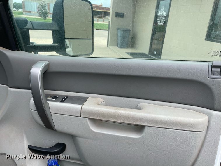 image for item NB9089 2014 GMC Sierra 2500HD bale bed pickup truck