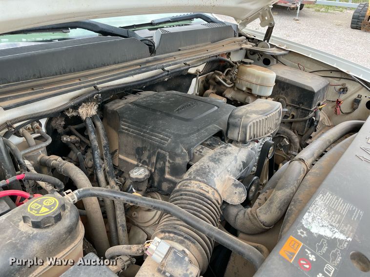 image for item NB9089 2014 GMC Sierra 2500HD bale bed pickup truck