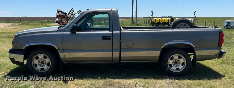 image for item NE9031 2006 Chevrolet Silverado 1500  pickup truck