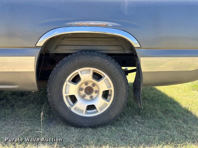 image for item NE9031 2006 Chevrolet Silverado 1500  pickup truck